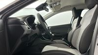 Renault Clio 1.5 dCi 100ch Evolution - 25 — photo 12