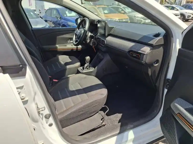 Dacia Sandero tce 90 cvt - 22 — photo 21