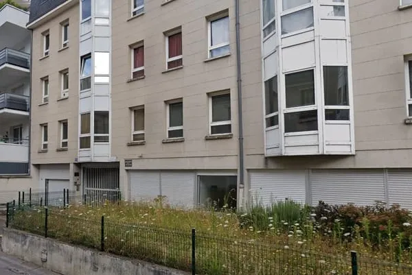 Garage et parking Location Tours 80€