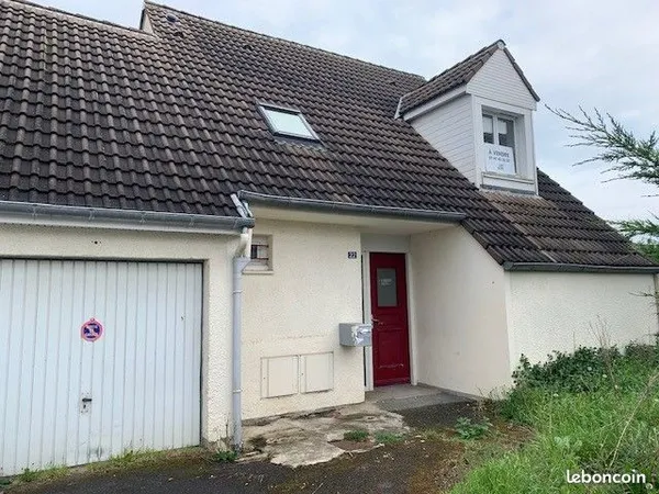 Maison de type 5 avec jardin et garage