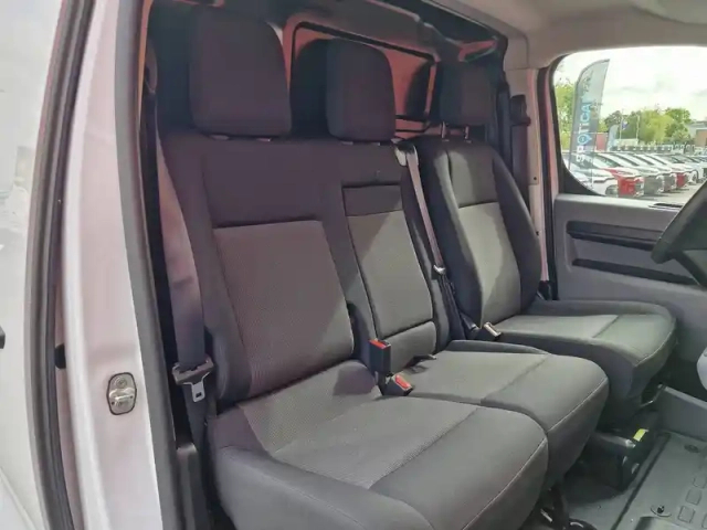 Citroën Jumpy fgn m bluehdi 145 s&amp;s eat8 — photo 11
