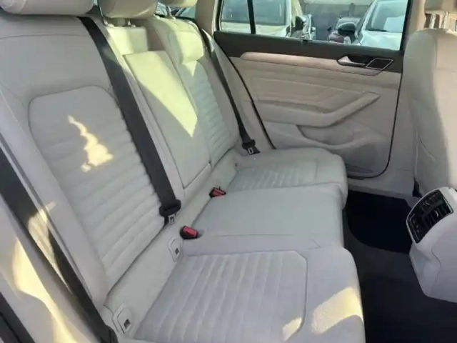 Volkswagen Passat sw 2.0 tdi evo 150ch lounge dsg7 8cv — photo 12