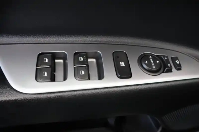 Kia Stonic 1.0 t-gdi 100 ch dct7 — photo 52