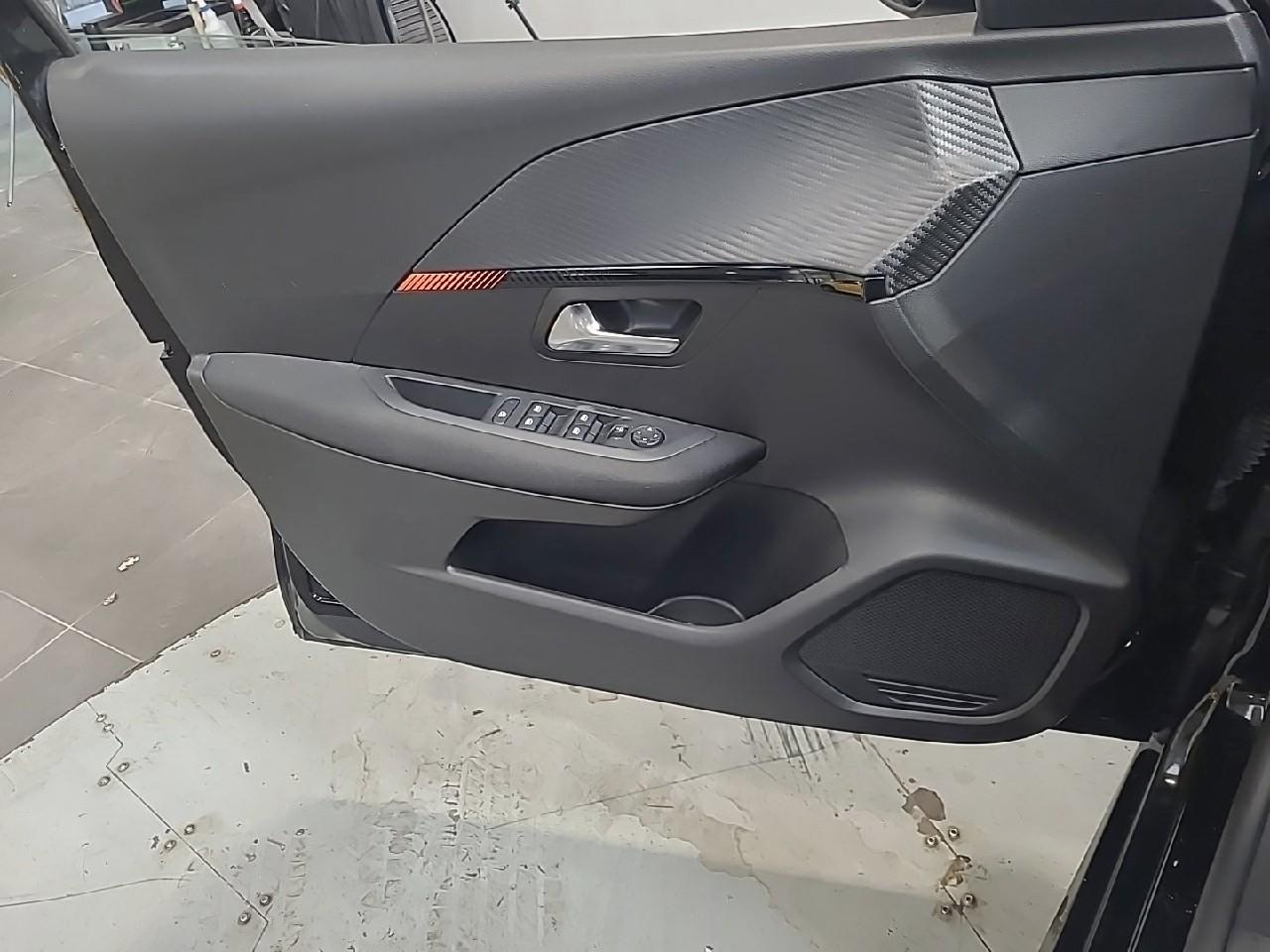 Peugeot 208 bluehdi 100 s&s bvm6 active business r — photo 25