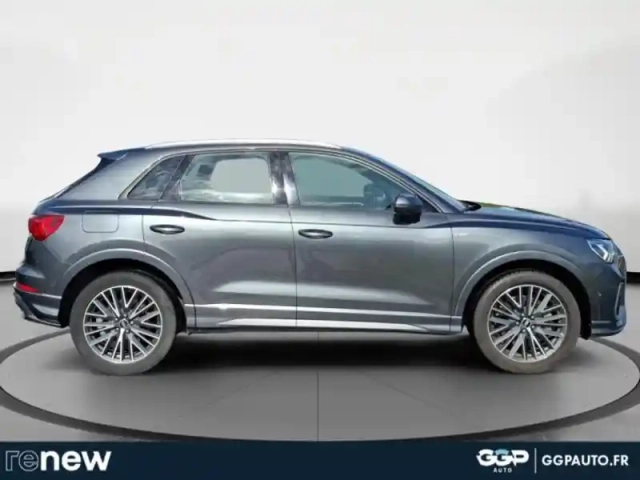 Audi Q3 45 tfsi e 245ch s line s tronic 6 — photo 6