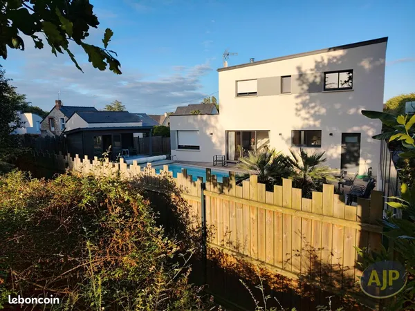 Maison 7 pièces 142 m²