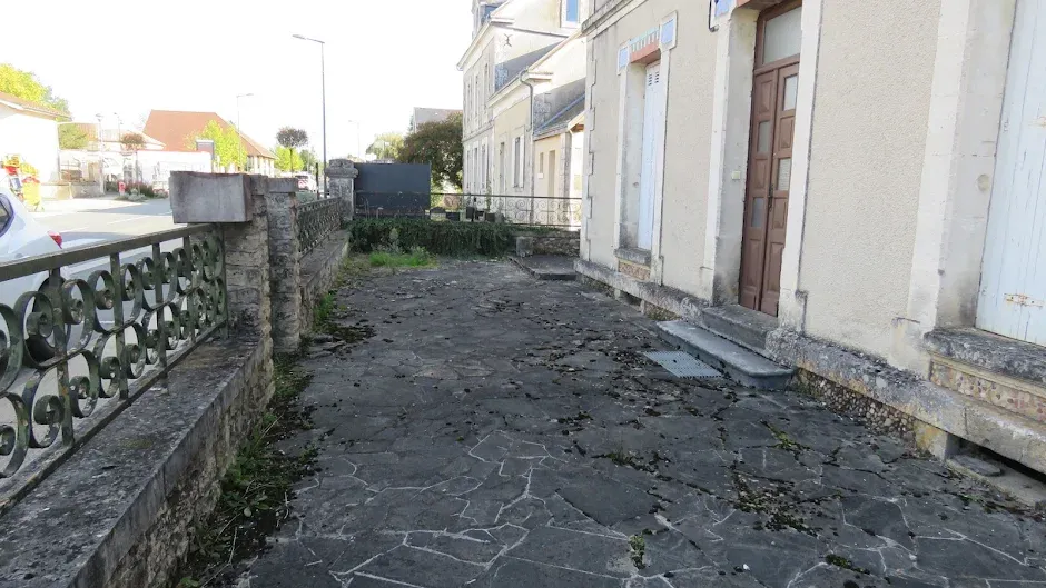 Photo 3