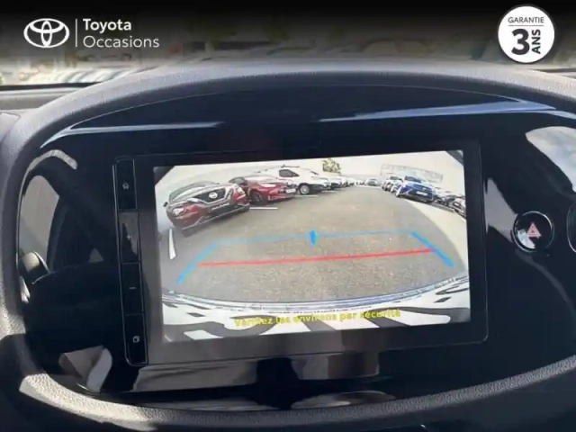 Toyota Aygo x 1.0 vvt-i 72ch design s-cvt my24 — photo 14