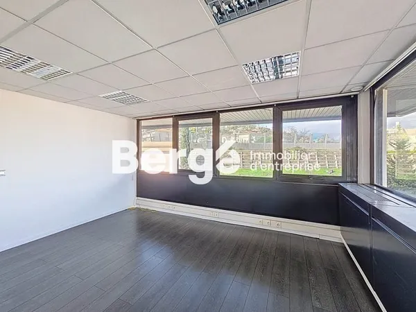 Bureaux 47 m²