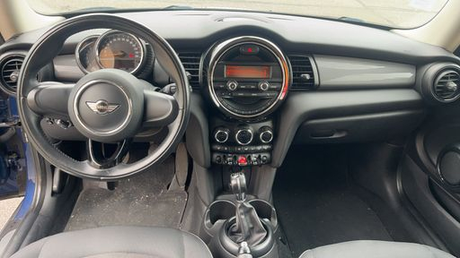 Mini One 1.2 102 - Hatch – 2016 – 126356 km – Essence – Boîte Manuelle — photo 31