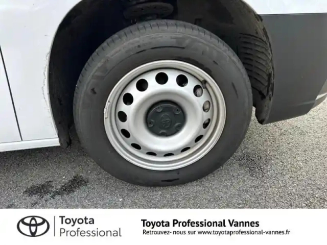 Toyota Proace city medium 130 d-4d start bva mc24 — photo 14
