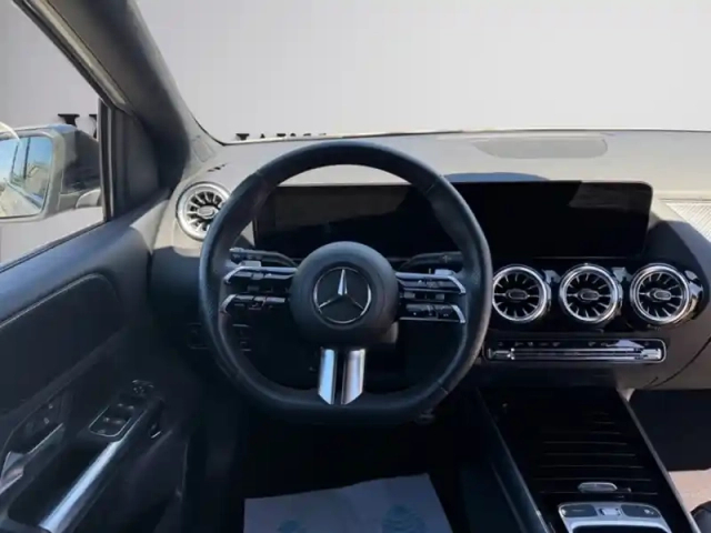 Mercedes Classe B 200 d amg line — photo 4