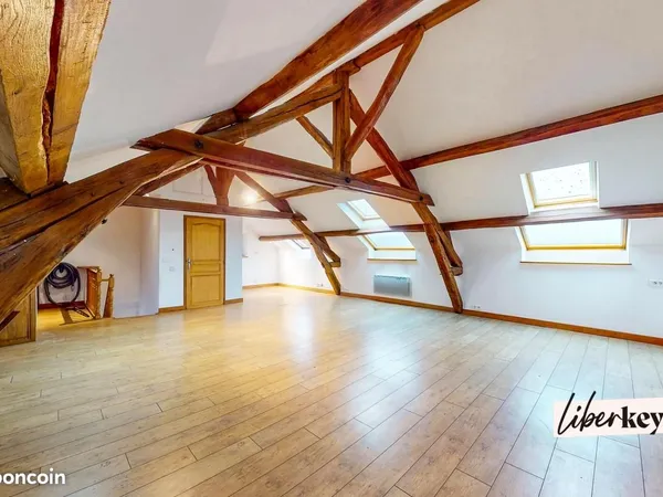 Maison 6 pièces 200 m²