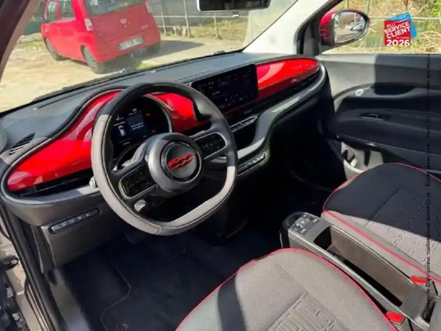 Fiat 500 e 95ch (red) — photo 15