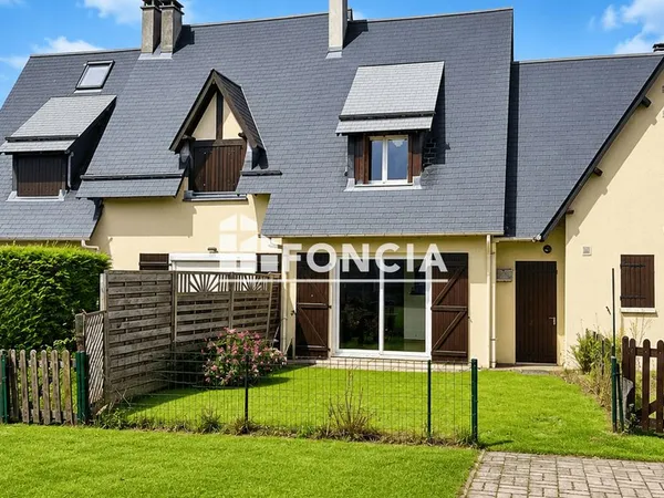 Charmante maison en triplex avec jardin privatif