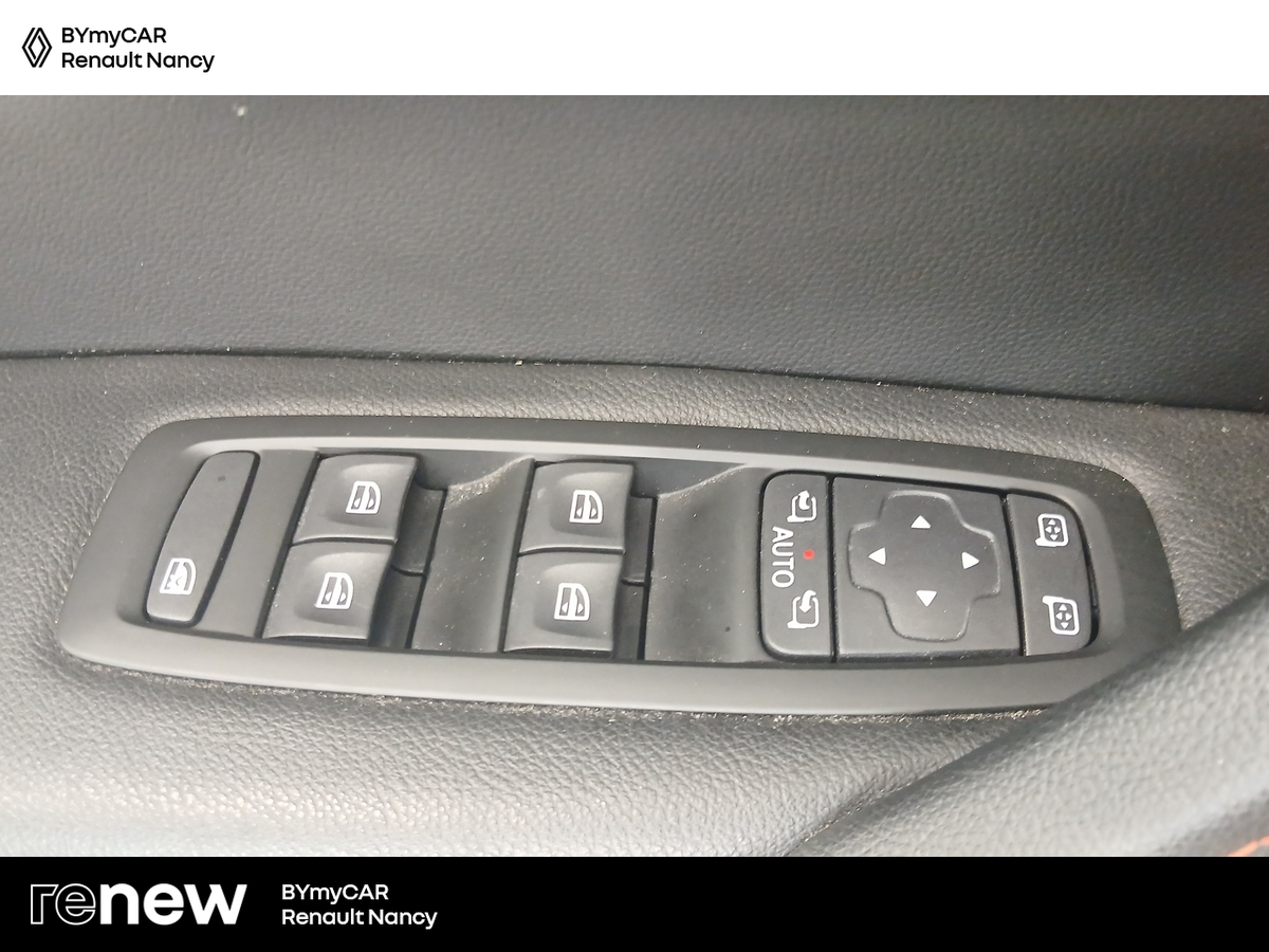 Renault Kadjar TCe 160 FAP EDC — photo 17