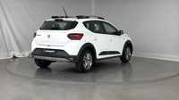 Dacia Sandero 1.0 TCe 90ch Stepway Confort — photo 5