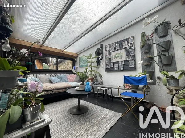 Maison 6 pièces 215 m²