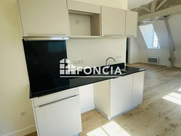 Appartement Location Auxerre 3p 83m² 868€