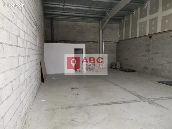 Local commercial 192 m² NARBONNE