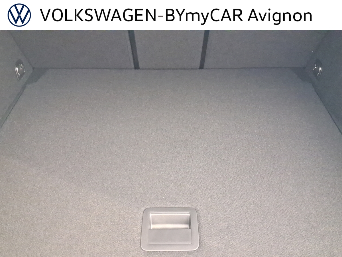 Volkswagen T-Roc 1.5 eTSI EVO2 Hybrid 150 ch DSG7 — photo 25