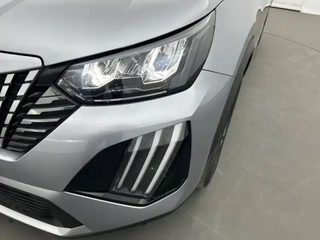 Peugeot 2008 130 s&amp;s eat8 — photo 16