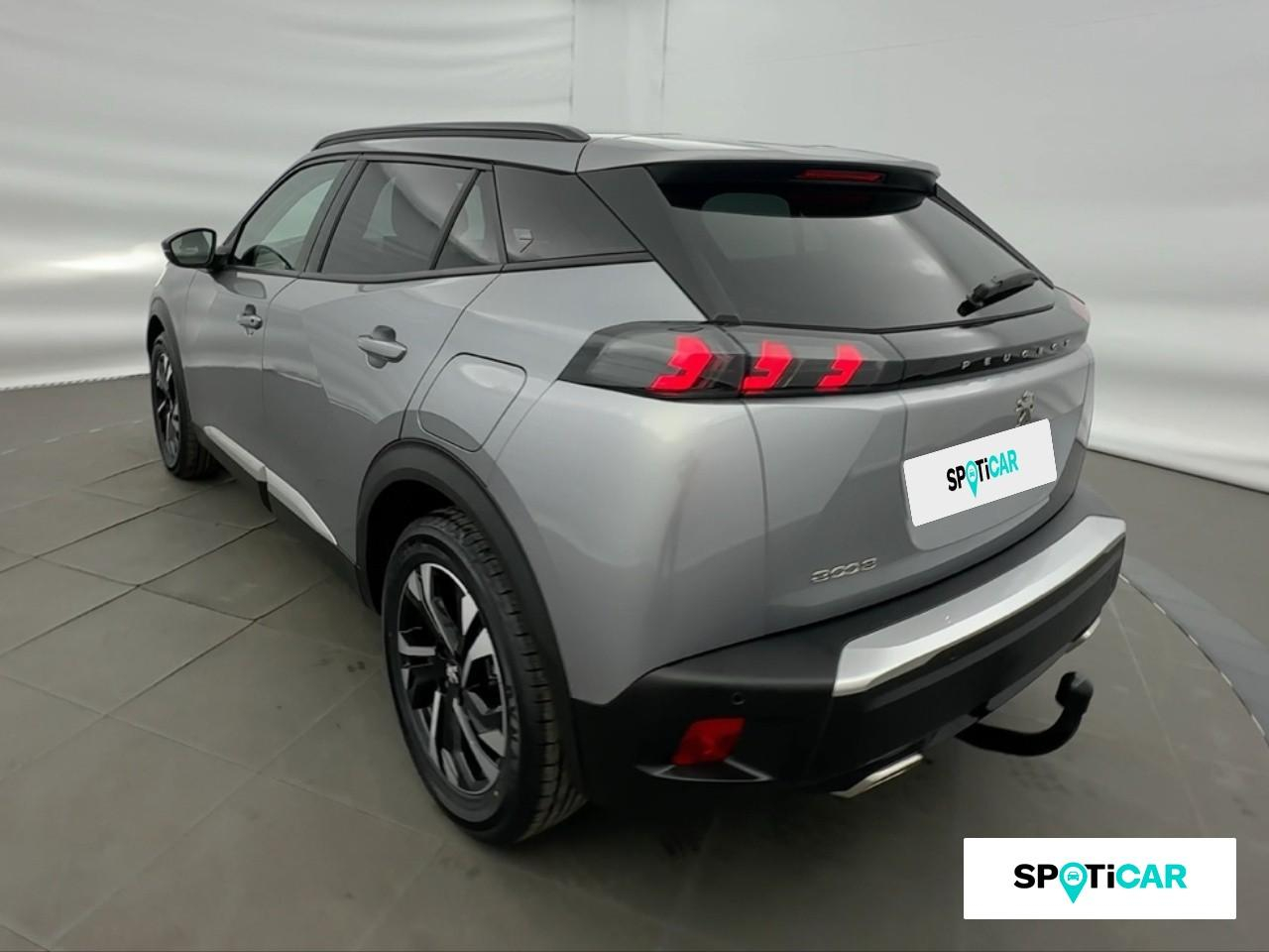 Peugeot 2008 1.2 puretech 130ch s&s roadtrip eat8 — photo 7