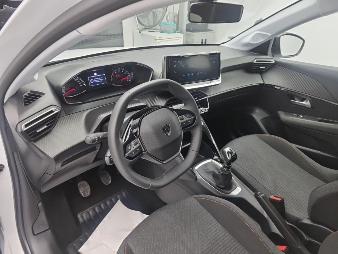 Peugeot 208 100 s&s bvm6 style — photo 9