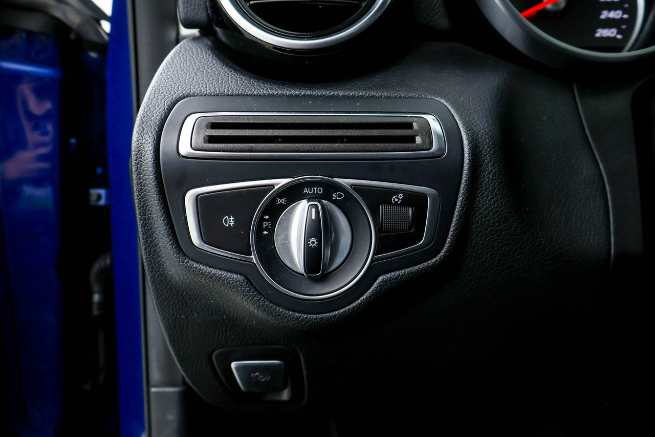 Mercedes Classe C — photo 22