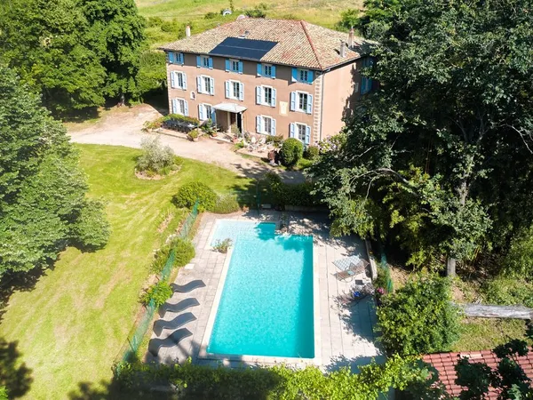 Maison de luxe 14 pièces 270 m²