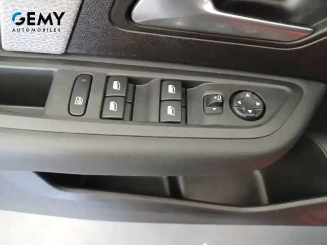 Citroën C4 puretech 130 s&amp;s eat8 — photo 12
