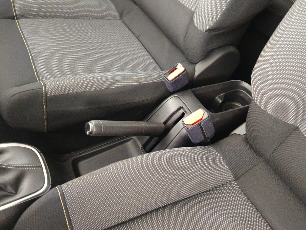 Citroën C3 puretech 110 s&s eat6 shine — photo 29