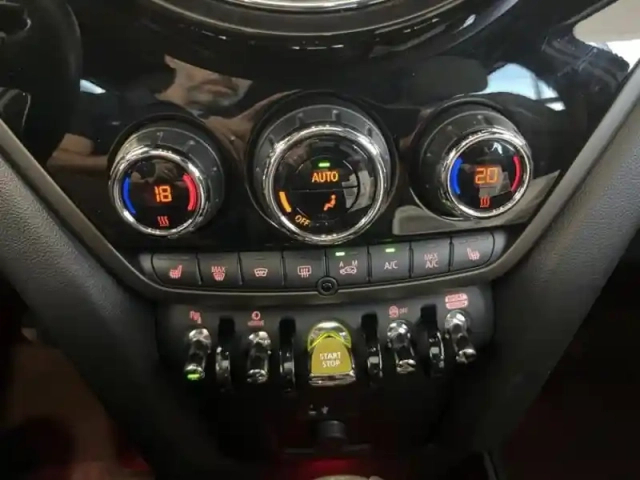 Mini Countryman cooper se 125ch + 95ch edition premium all4 bva6 — photo 12