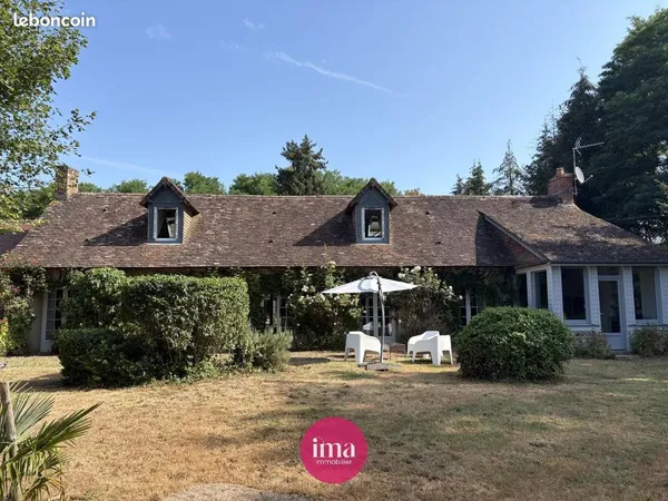 Maison 8 pièces 208 m²