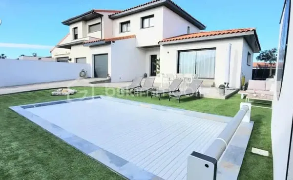 Magnifique villa contemporaine avec piscine