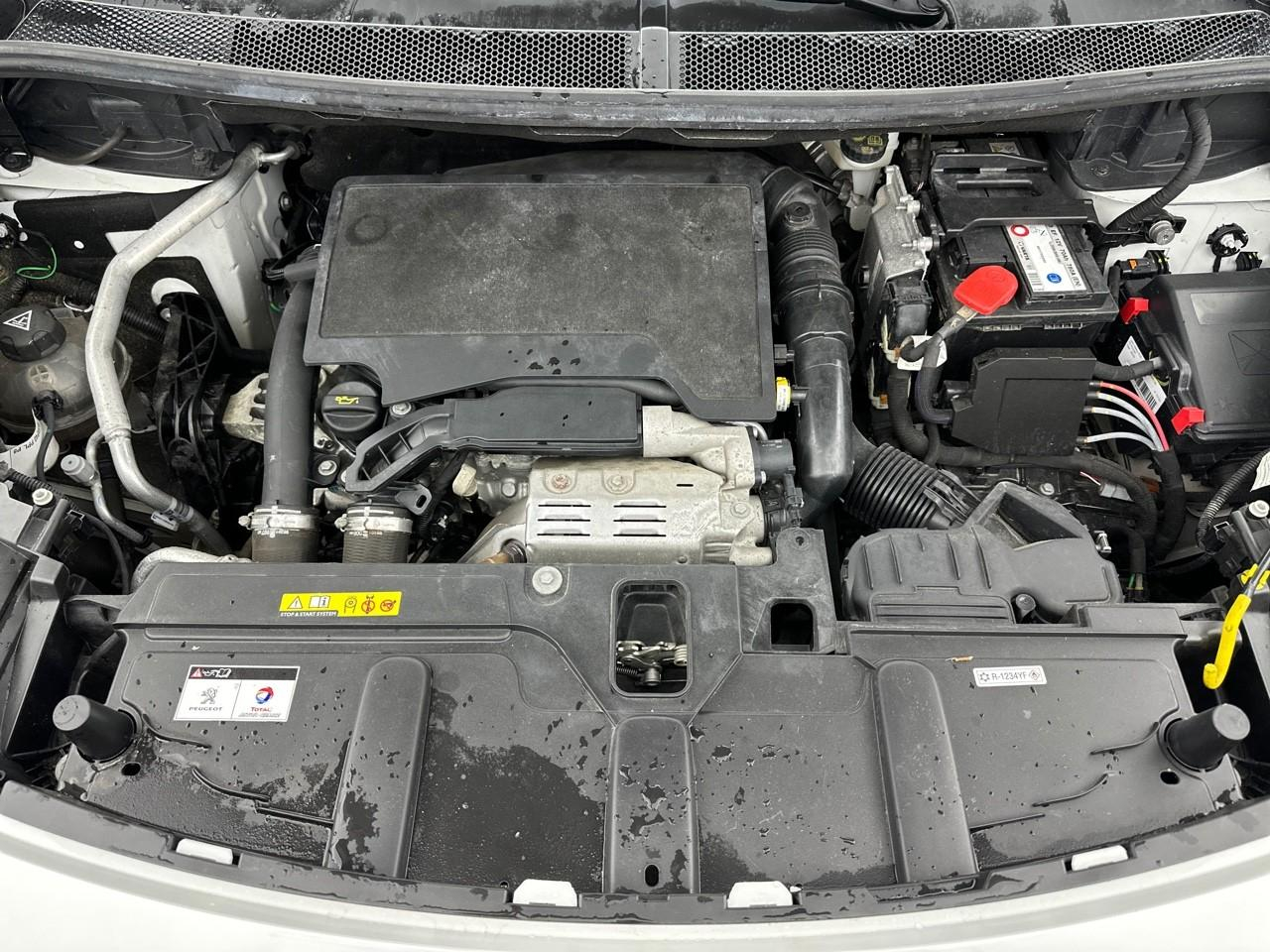 Peugeot 3008 puretech 130ch s&s bvm6 allure — photo 13