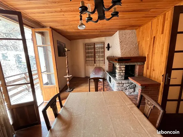 Appartement 5 pièces 44 m²