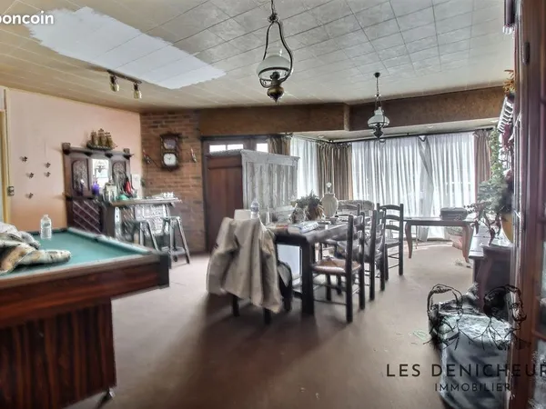 Maison 7 pièces 196 m²