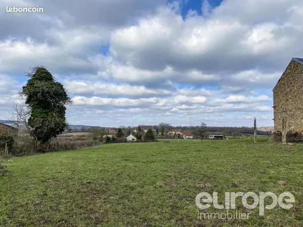 Terrain 1000 m²