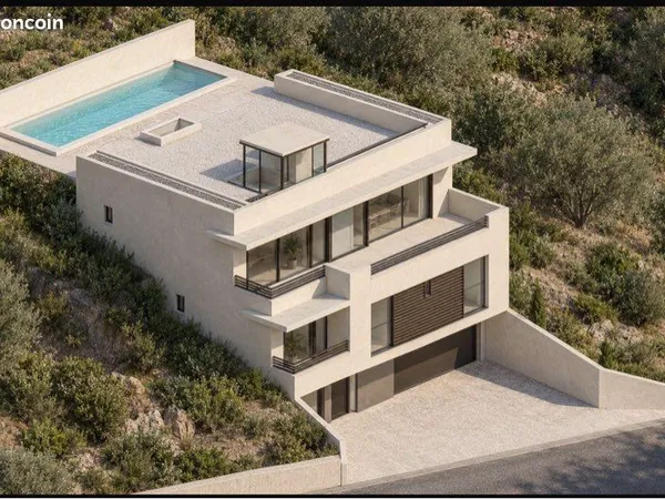 Terrain constructible de 2 033 m² - châteauneuf-de-grasse (06)