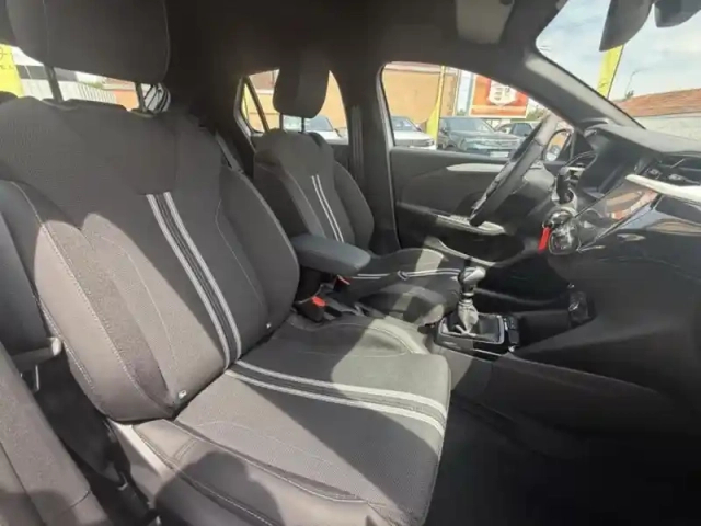 Opel Corsa 1.2 turbo 100ch gs — photo 11