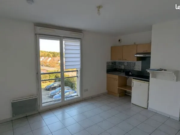 Location studio 28m² Parc de la Glissoire