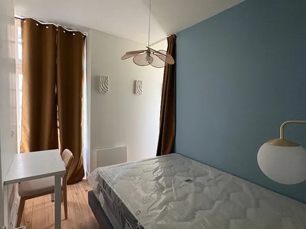 Appartement Bordeaux 5 pièce(s) 67.62 m2