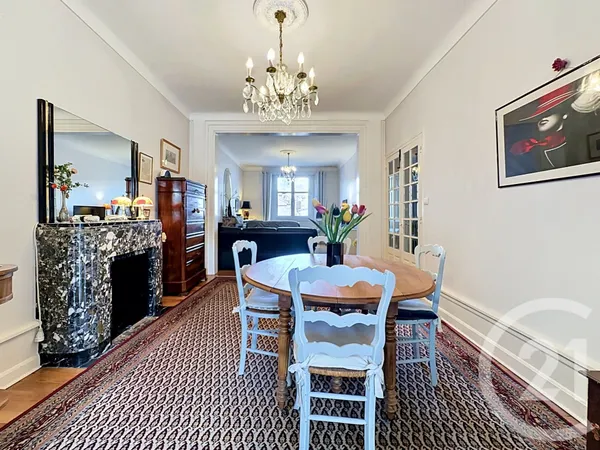 Maison 6 pièces 180 m²