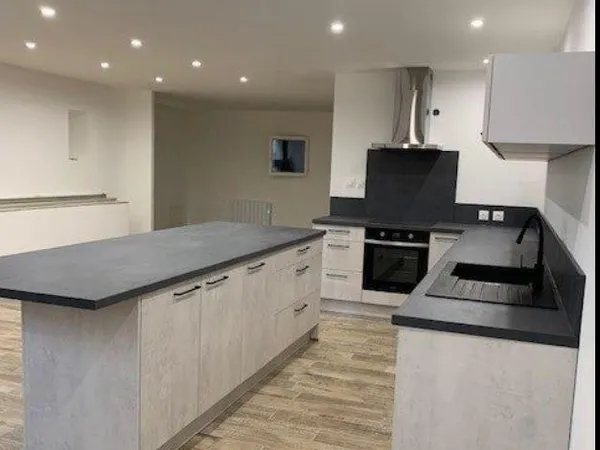 Appartement 2 pièces 75 m²