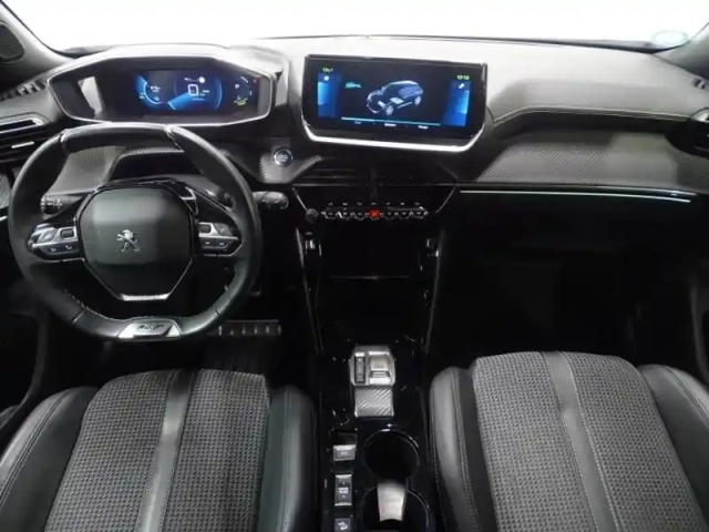 Peugeot 2008 e- 136ch gt — photo 6