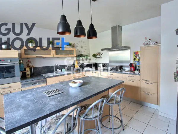 Maison de ville de caractère 188 m² - 4 chambres - Jardin