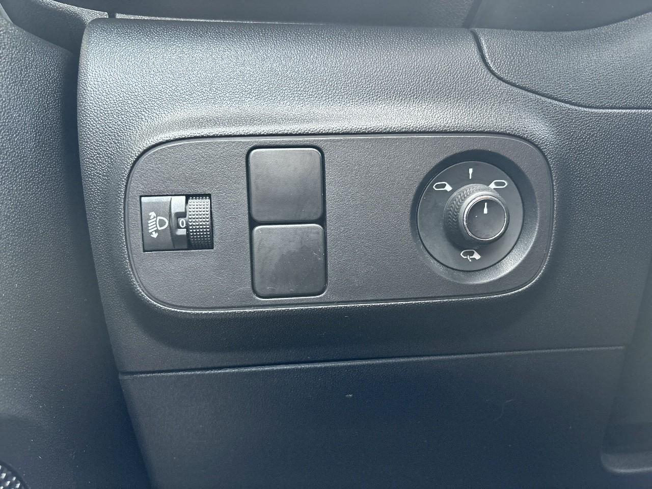 Citroën C3 1.2 puretech 110ch s&s max boite automatique — photo 18
