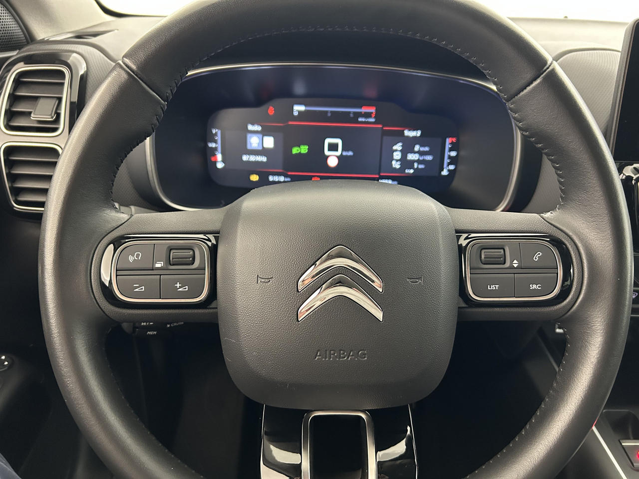 Citroën C5 Aircross — photo 15