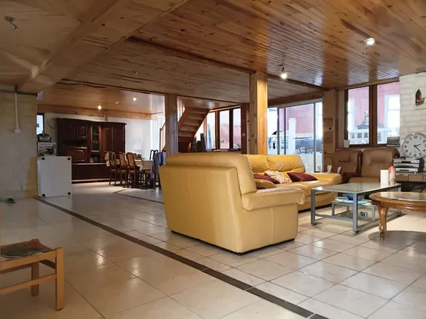 ARDECHE : Grande maison de village à 15 min de la Vallée du Rhône